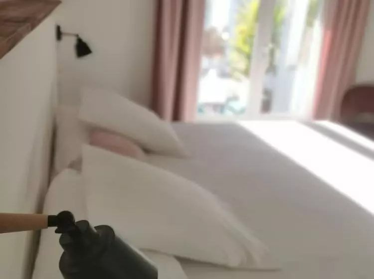 Hotel L Auberge Camarguaise