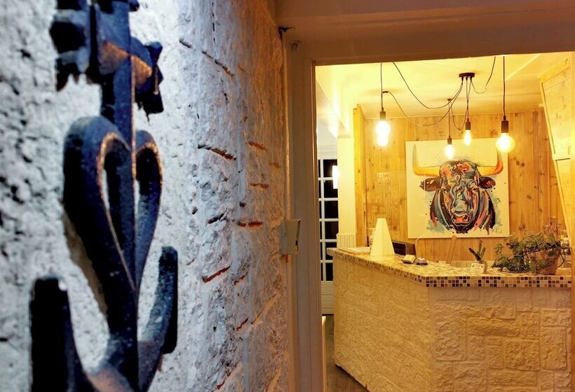 Hotelli L Auberge Camarguaise