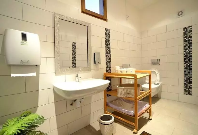 فندق La Truite De La Loue