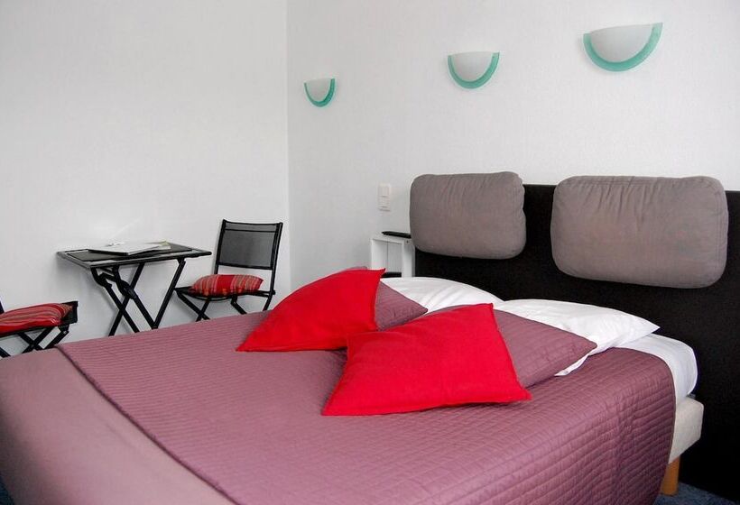 בית מלון כפרי La Truite De La Loue