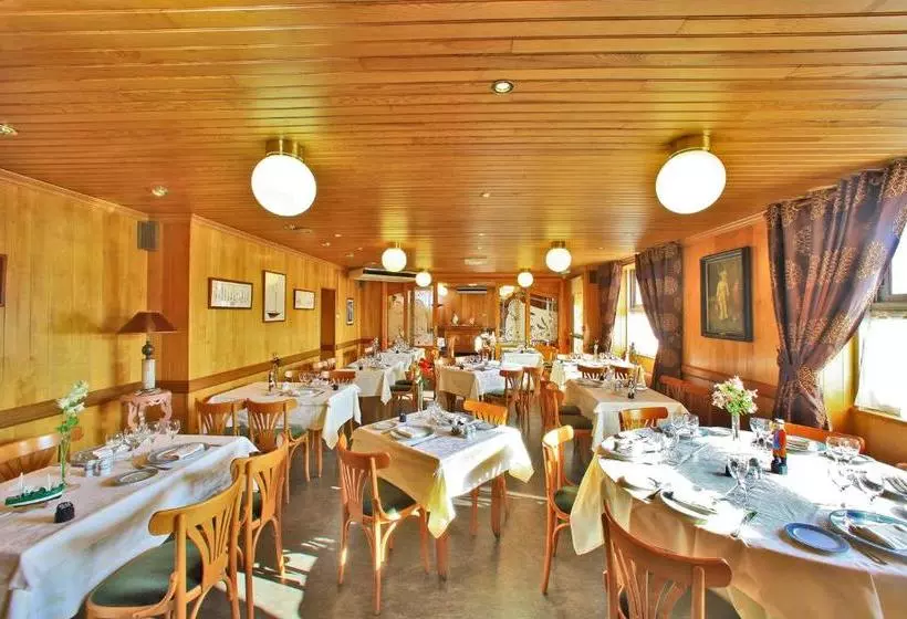 فندق Le Point Du Jour