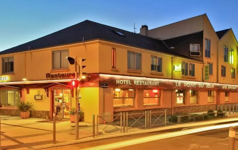 فندق Le Point Du Jour