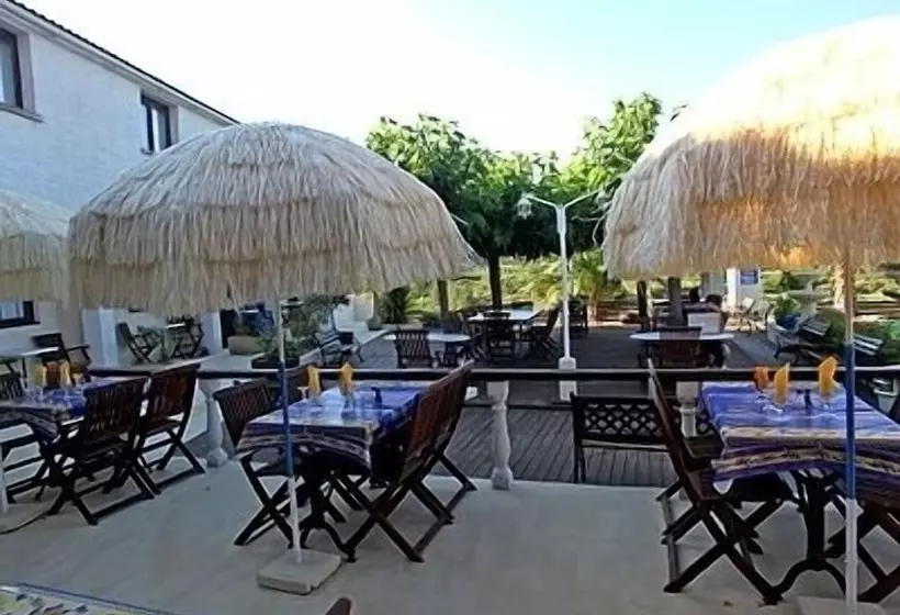 בית מלון כפרי Logis Hôtel Le Pressoir