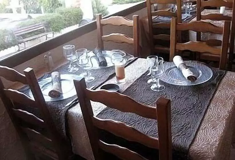 בית מלון כפרי Logis Hôtel Le Pressoir