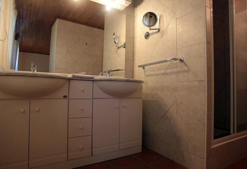 בית מלון כפרי Logis Hôtel Le Pressoir