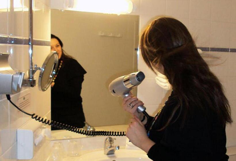 Szálloda Les Colonnes Strasbourg Zenith