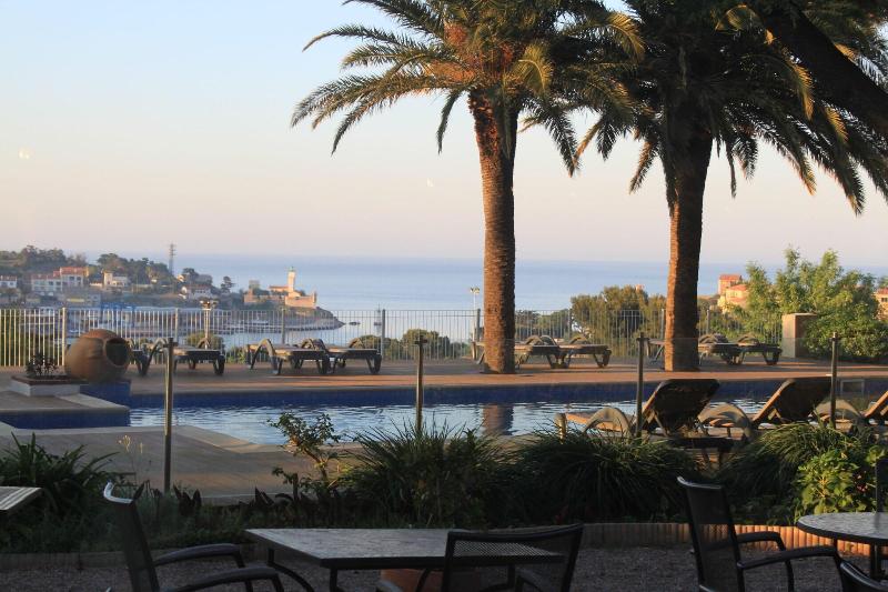 Отель Les Jardins Du Cedre