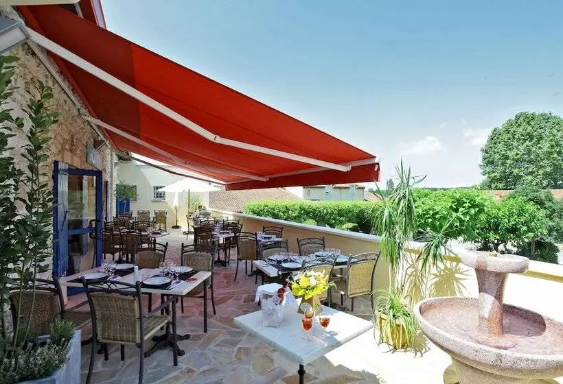 Hotelli Logis Hôtel Restaurant Le Sorbier