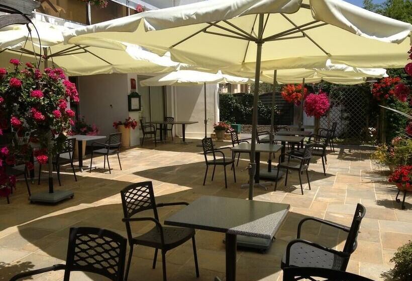 هتل Particulier Le Rocher Des Marais Proximité Plage & Vue Mer Pour Certains Hébergements