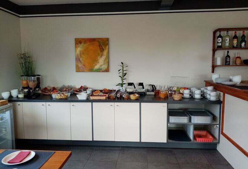 هتل Particulier Le Rocher Des Marais Proximité Plage & Vue Mer Pour Certains Hébergements