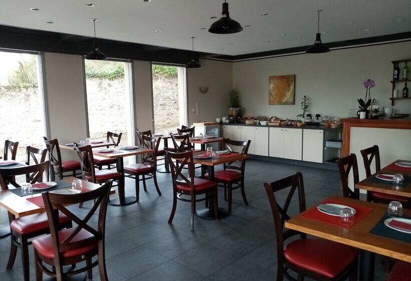 هتل Particulier Le Rocher Des Marais Proximité Plage & Vue Mer Pour Certains Hébergements