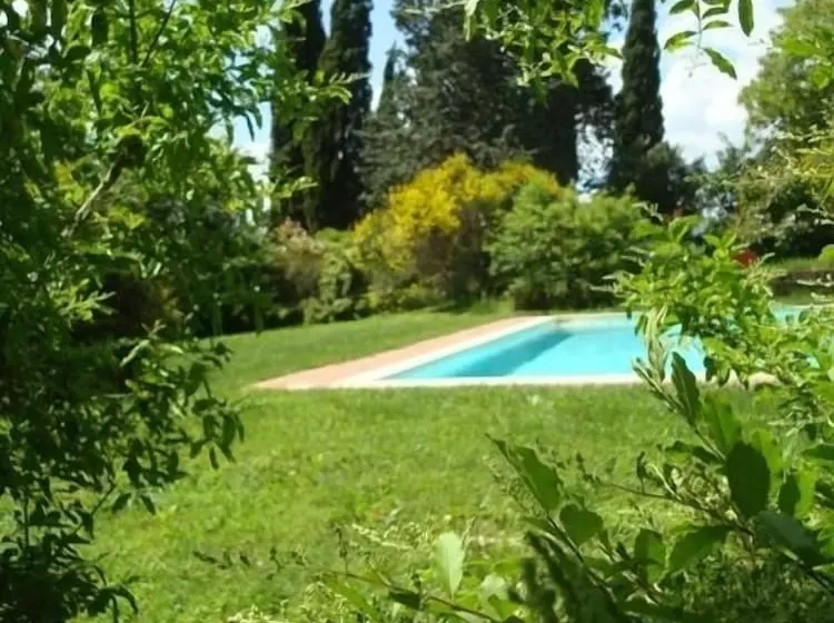 Aamiaismajoitus (B&B) Al Giardino Degli Etruschi