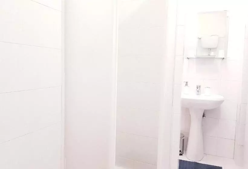 تختخواب و صبحانه Il Teatro