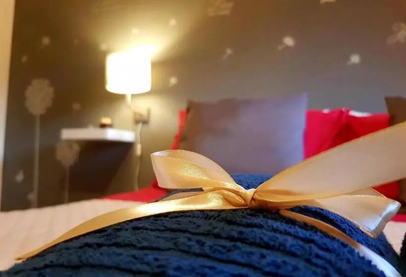 تختخواب و صبحانه Il Teatro