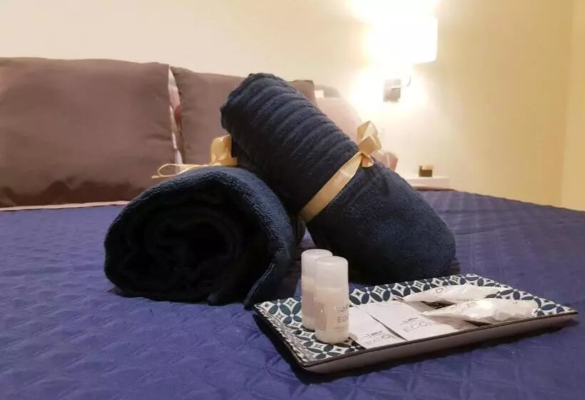 تختخواب و صبحانه Il Teatro