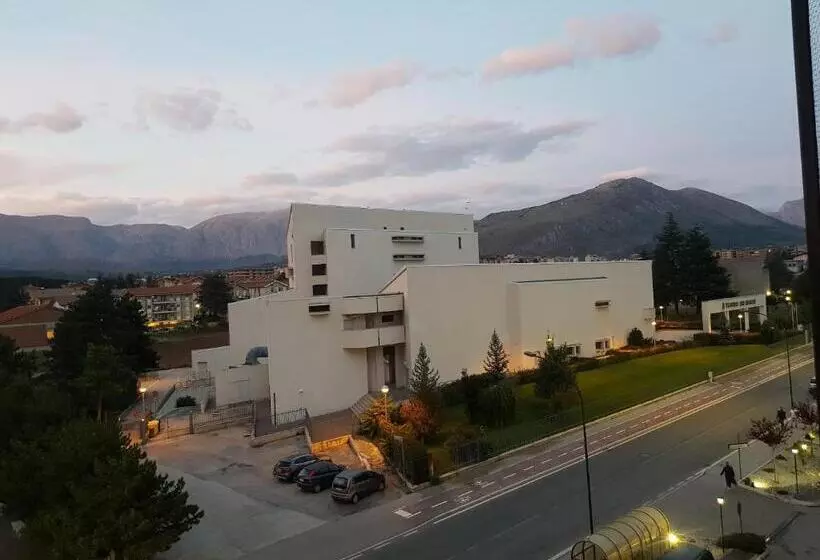 تختخواب و صبحانه Il Teatro