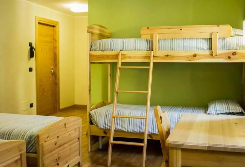 ホテル Albergo Ristorante Cuccini