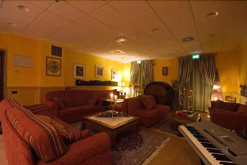 Hotelli Foyer De Montagne