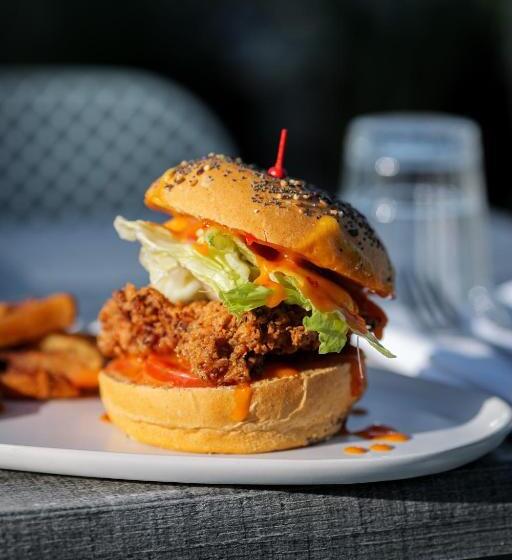 בית מלון כפרי L'esplanade