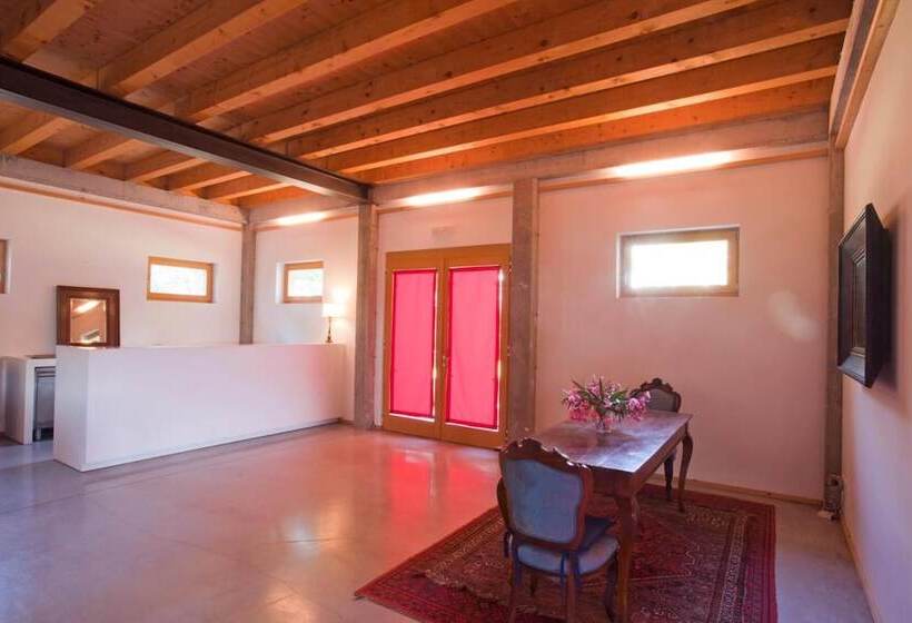 پانسیون Ca  Adami