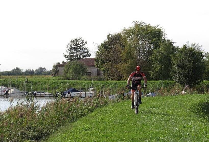 پانسیون Ca  Adami