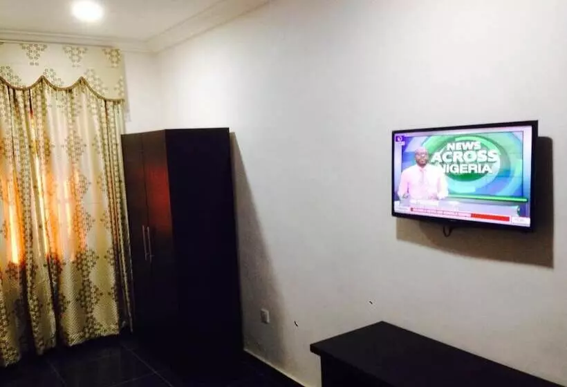پانسیون Power Mike Guest House