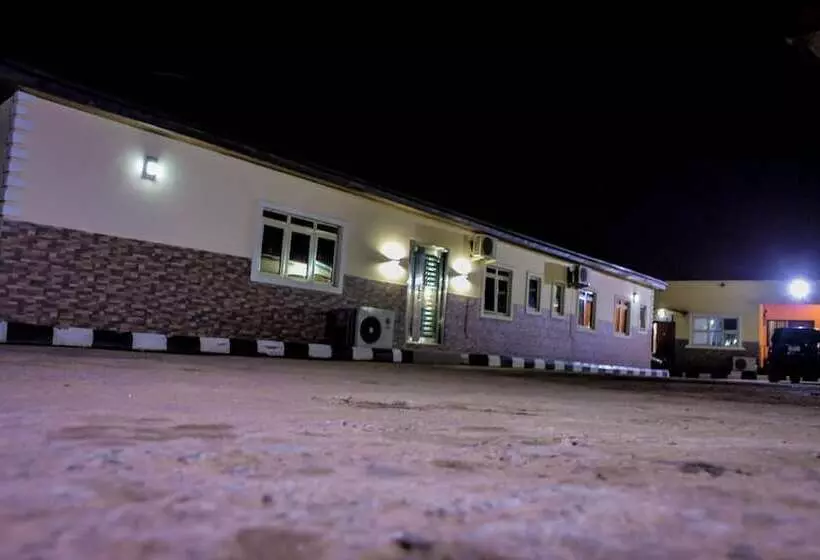 پانسیون Power Mike Guest House
