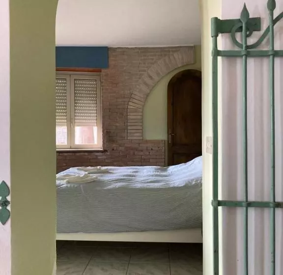 Aamiaismajoitus (B&B) Aci Brezza Di Mare