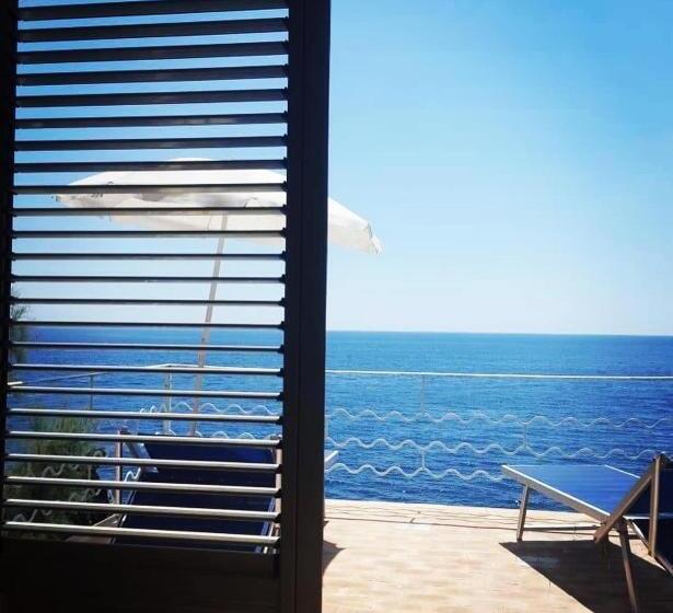 Bed and Breakfast Aci Brezza Di Mare