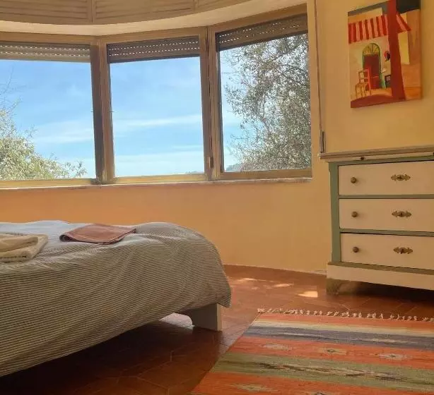 Aamiaismajoitus (B&B) Aci Brezza Di Mare