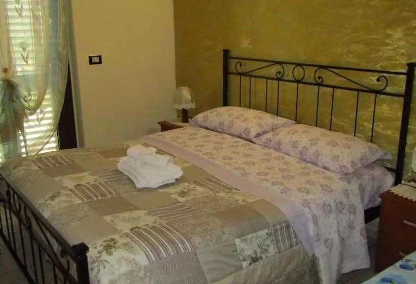 تختخواب و صبحانه La Bella Addormentata