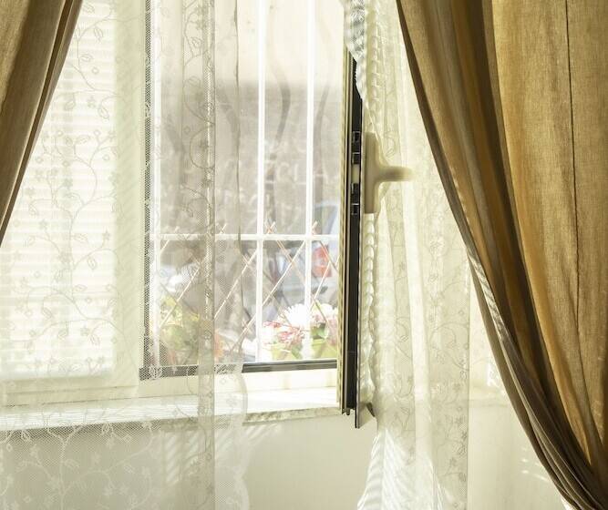 تختخواب و صبحانه Sweet Dreams Napoli