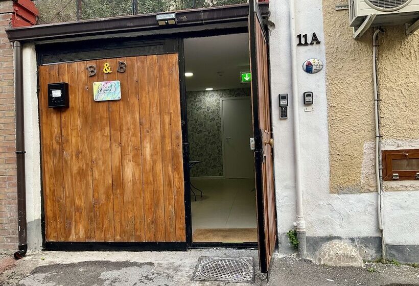 تختخواب و صبحانه Sweet Dreams Napoli