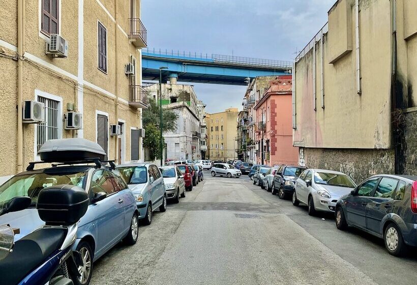 تختخواب و صبحانه Sweet Dreams Napoli