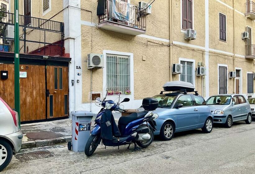 تختخواب و صبحانه Sweet Dreams Napoli