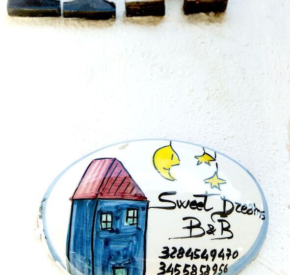 تختخواب و صبحانه Sweet Dreams Napoli