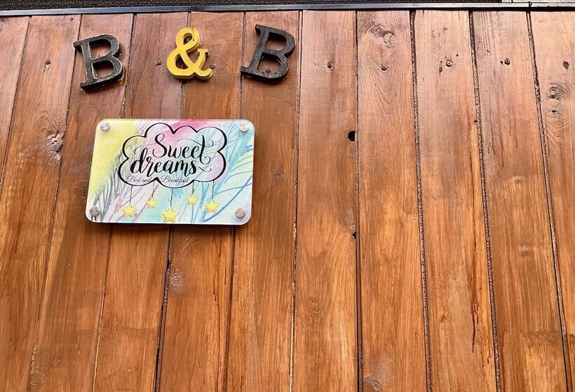 تختخواب و صبحانه Sweet Dreams Napoli