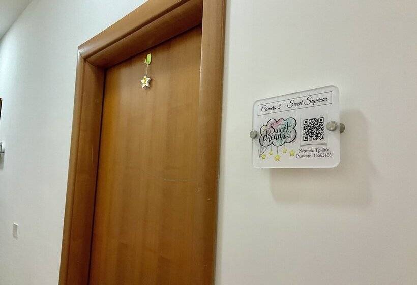 تختخواب و صبحانه Sweet Dreams Napoli