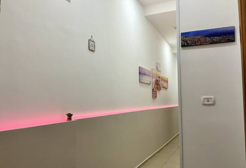 تختخواب و صبحانه Sweet Dreams Napoli