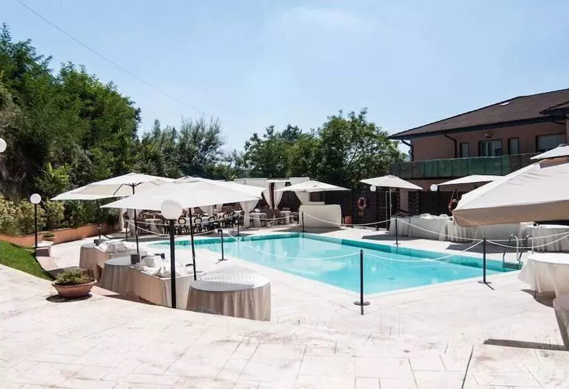 Hotelli Ristorante Iapalucci