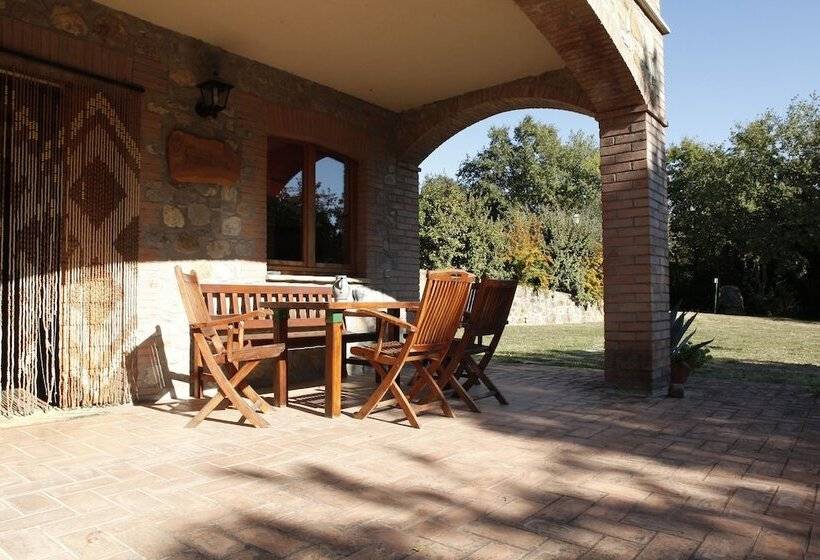 فندق ريفى Agriturismo Fattoria Walden