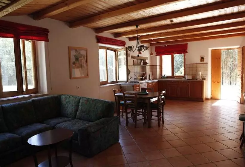 Maaseutuhotelli Agriturismo Fattoria Walden