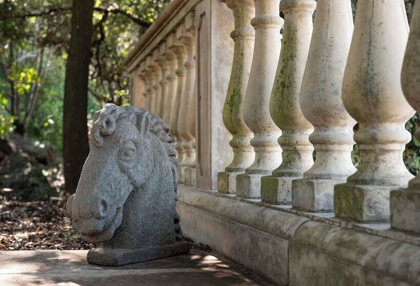 田舎風ホテル Tenuta Il Sassone   Wine & Food