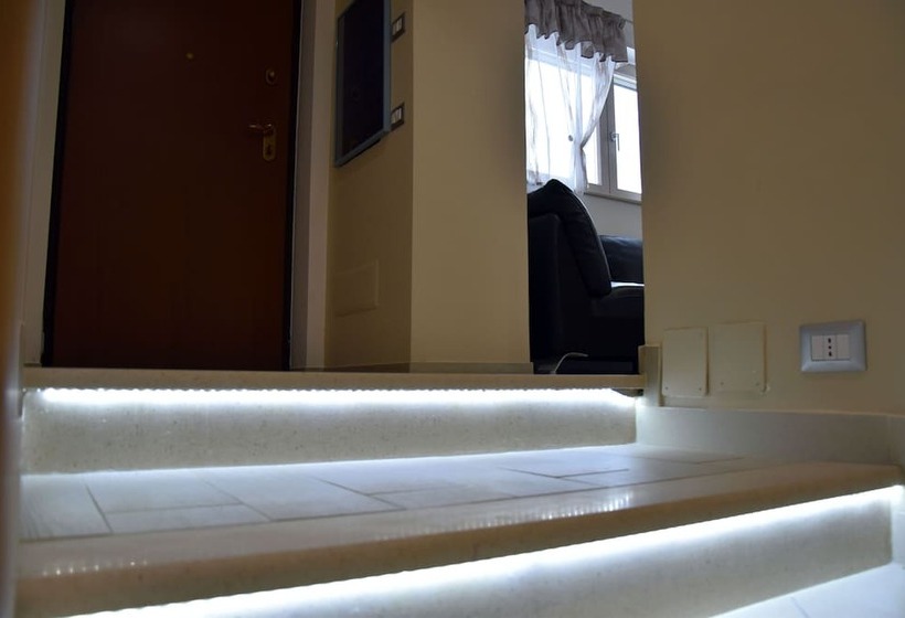 פנסיון A Casa Di Anna Locazione Turistica