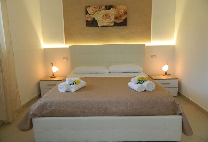 פנסיון A Casa Di Anna Locazione Turistica