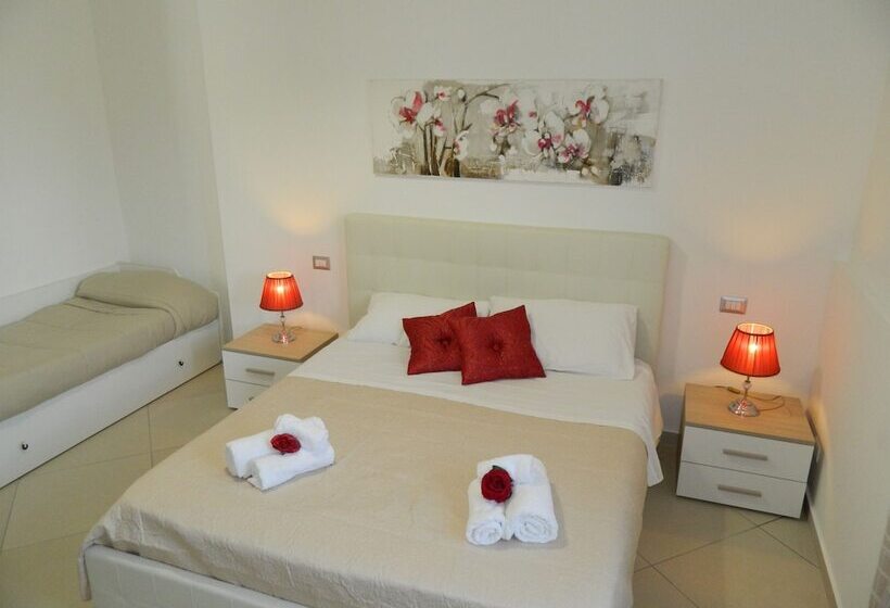 פנסיון A Casa Di Anna Locazione Turistica