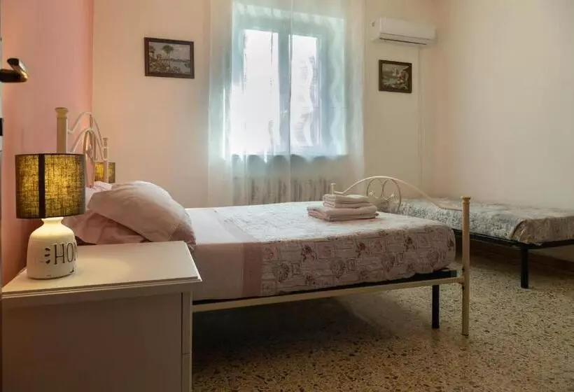 پانسیون Casa Mafalda   Rooms, Friends And More Affittacamere   Guest House