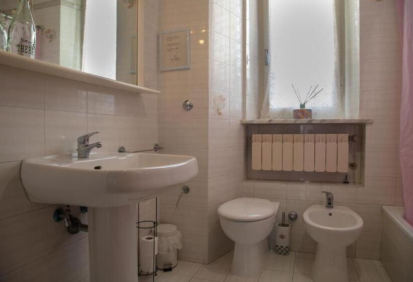 پانسیون Casa Mafalda Rooms, Friends And More Affittacamere Guest House