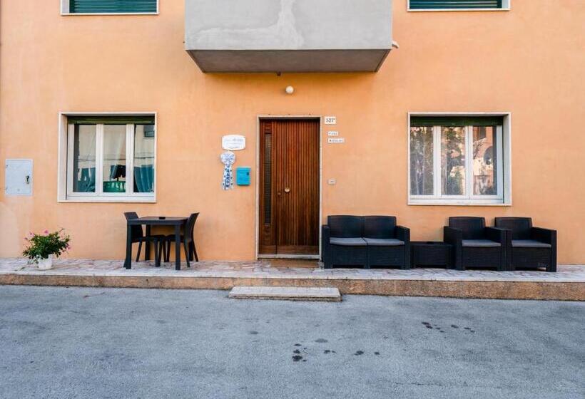 پانسیون Casa Mafalda Rooms, Friends And More Affittacamere Guest House