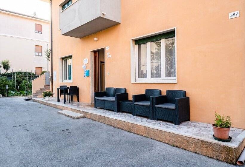 پانسیون Casa Mafalda Rooms, Friends And More Affittacamere Guest House